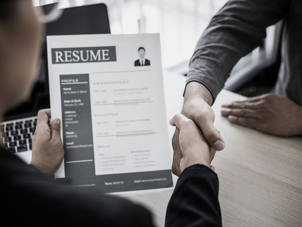 Les agences d’influence recrutent de plus en plus de nouveaux talents